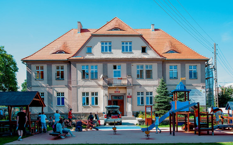 Szkoła Żmigród