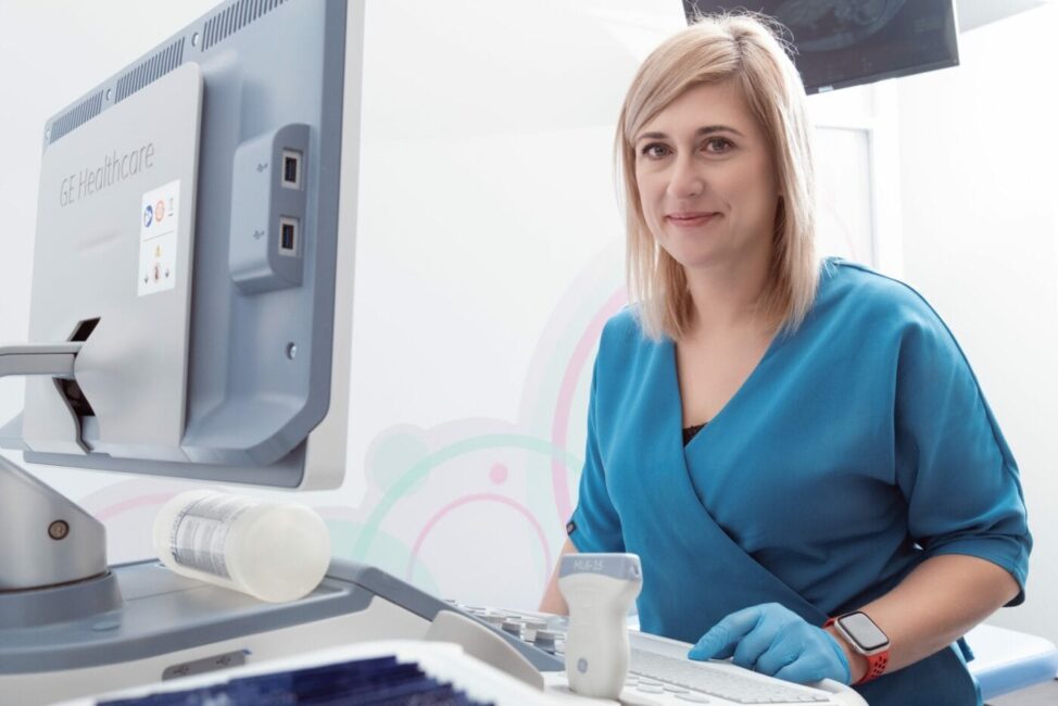 Badania prenatalne nieinwazyjne i inwazyjne – czym się różnią i kiedy są stosowane